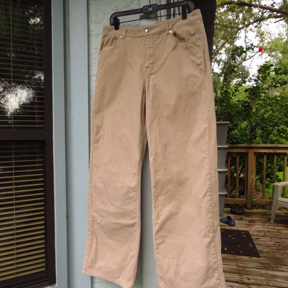 Womens wide leg Corduroy Pants size 10 Divided